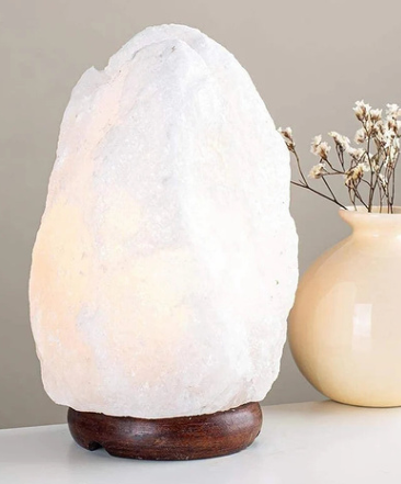 Himalayan Salt Lamp/مصباح ملح الهيمالايا